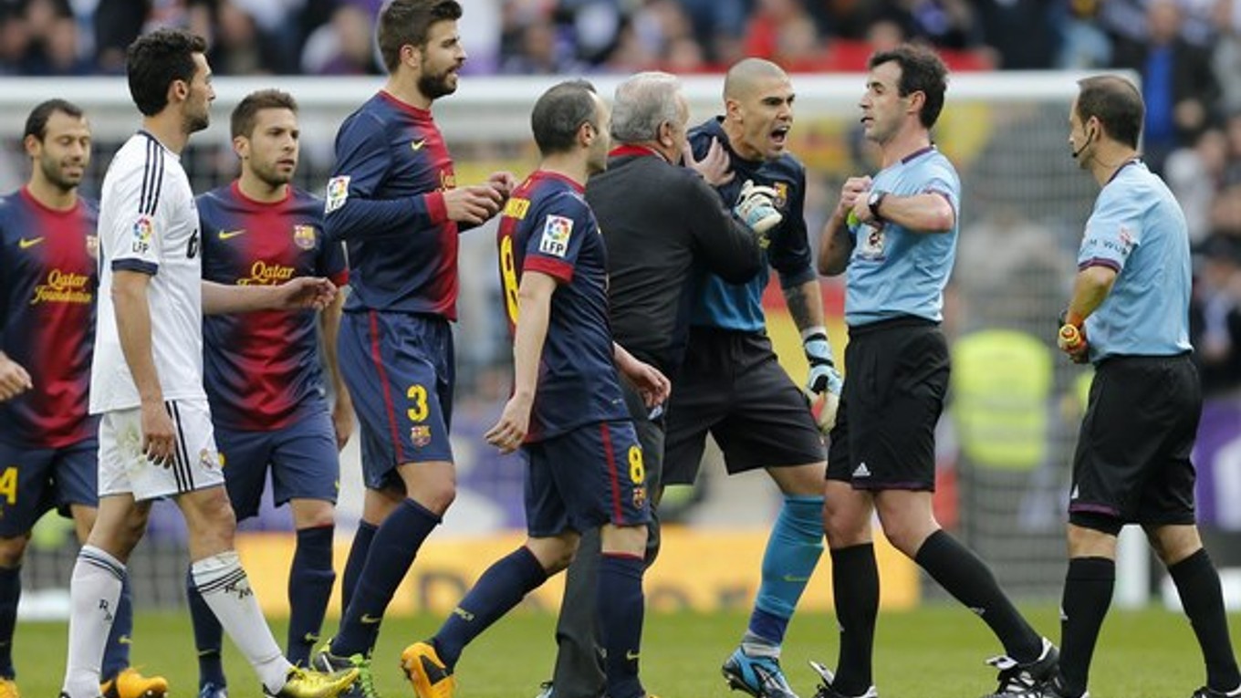 Valdesovi praskli nervy.