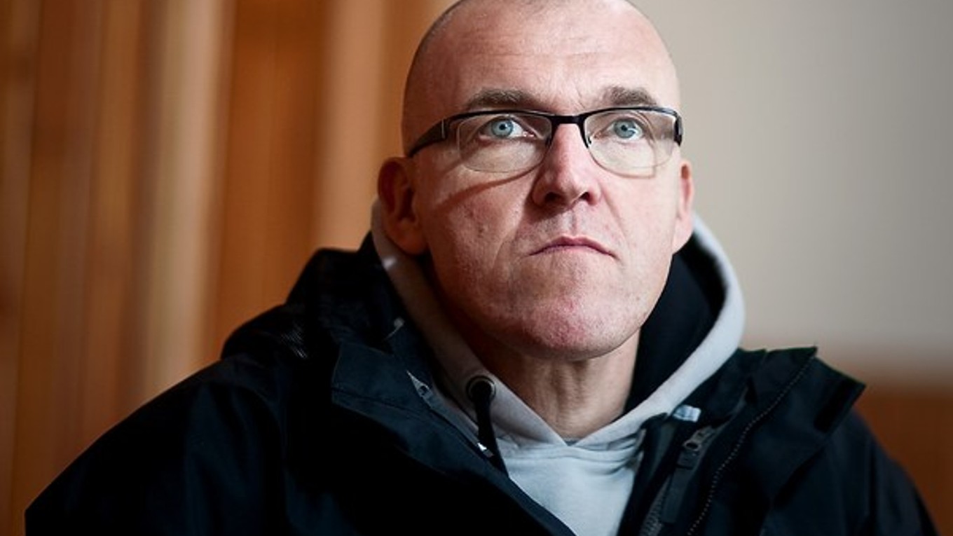 Aramis Naglič (48 r.) patrí k najsilnejšej generácii chorvátskych basketbalistov. Za národný tím si zahral na legendárnom olympijskom turnaji v Barcelone, kde Chorváti prehrali až vo finále s americkým Dream Teamom.  Od roku 1999 – 2002 hral za Pezino