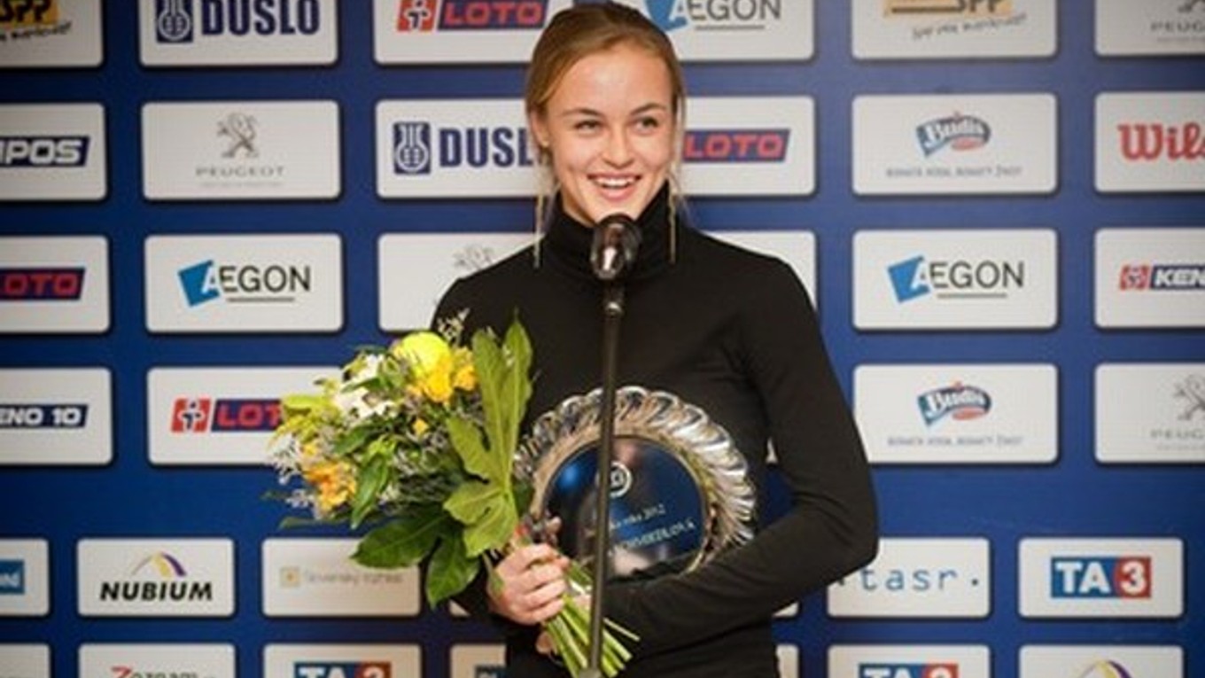 Víťazka kategórie Juniorka roka 2012 Anna Karolína Schmiedlová .