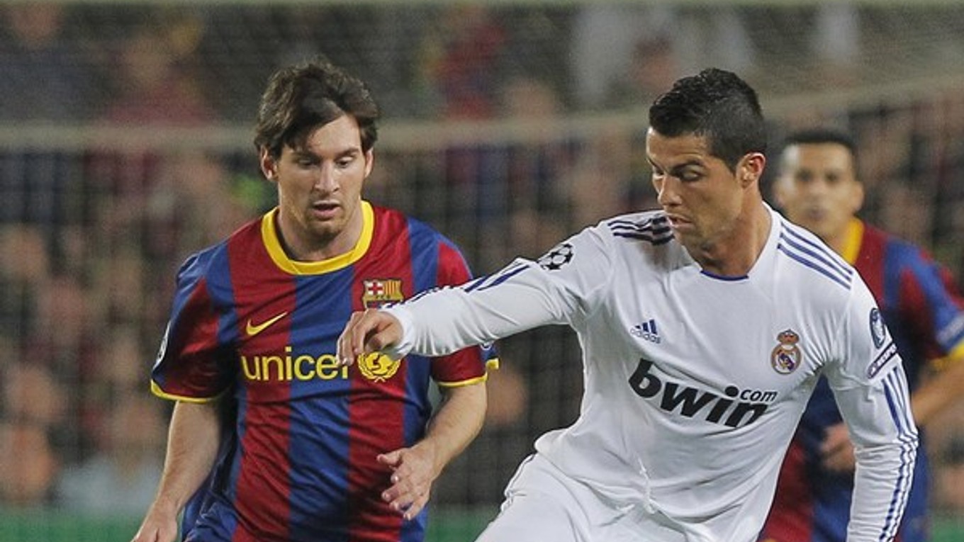 V útoku sú Ronaldo a Messi.