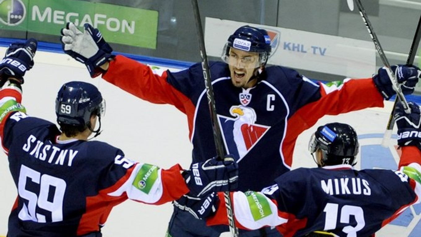 Skóre otvoril Šatan.