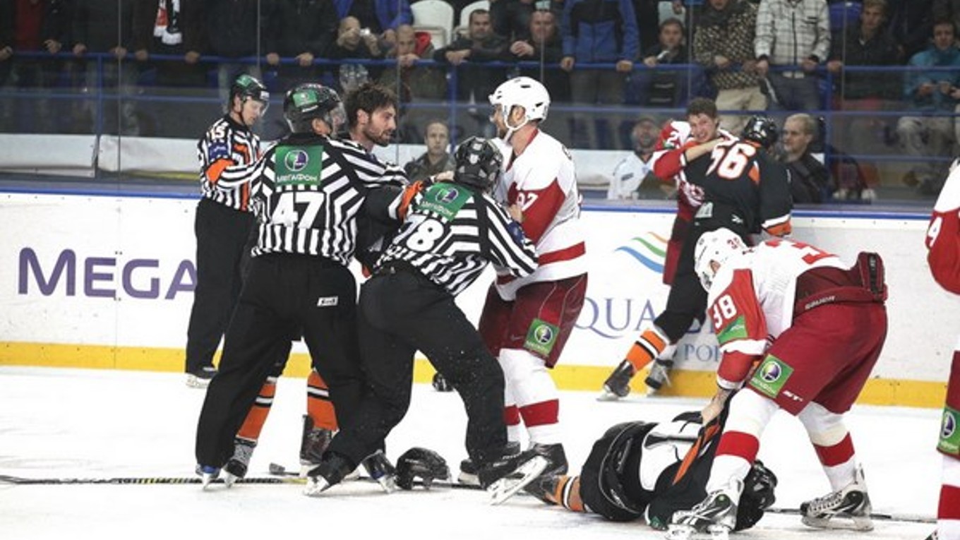 Čechov mal v KHL prezývku bitkárov na korčuliach, ale v aktuálnej sezóne tím zmenil štýl hry.