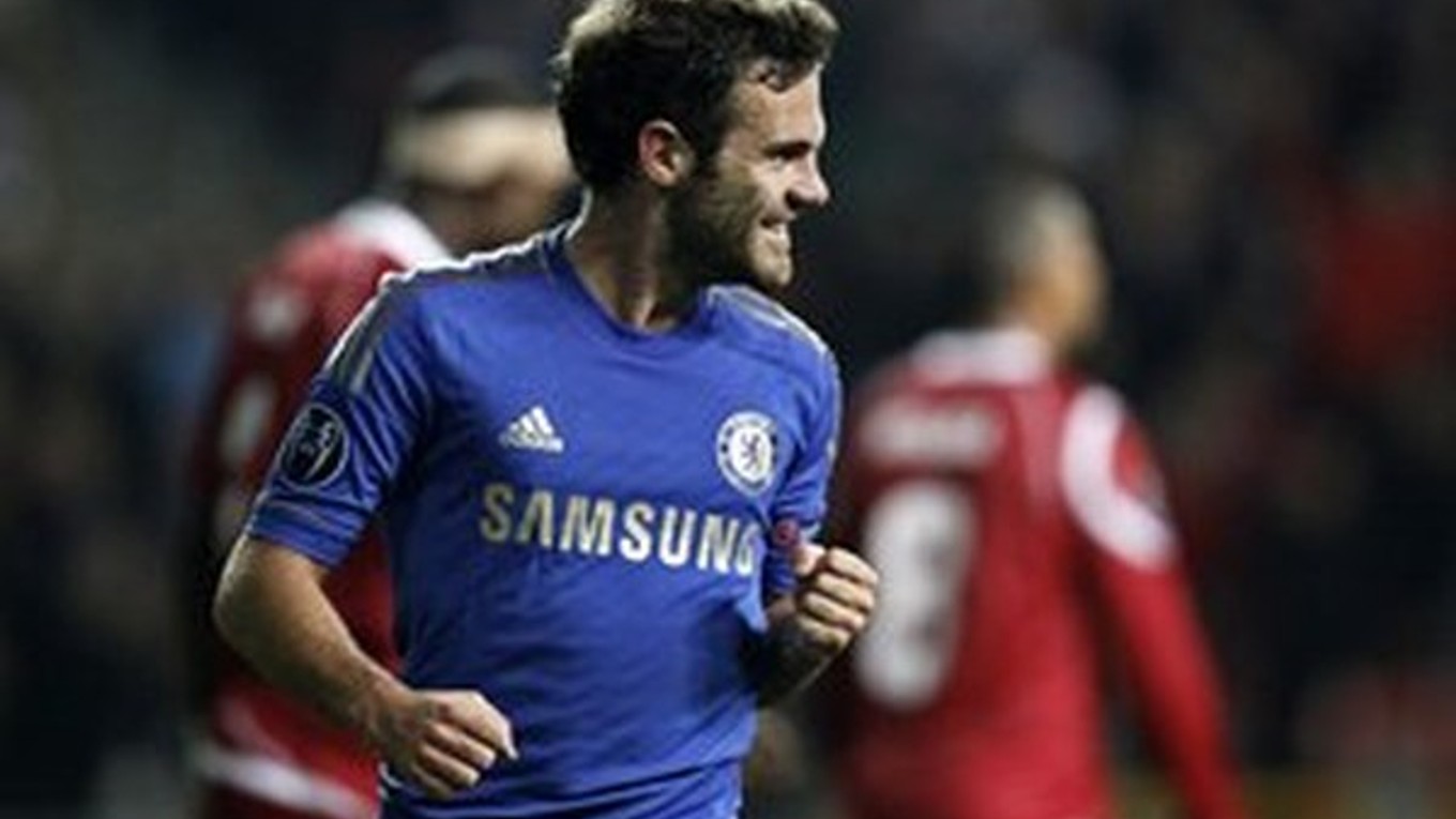 Juan Mata otočil zápas v Tottenhame.