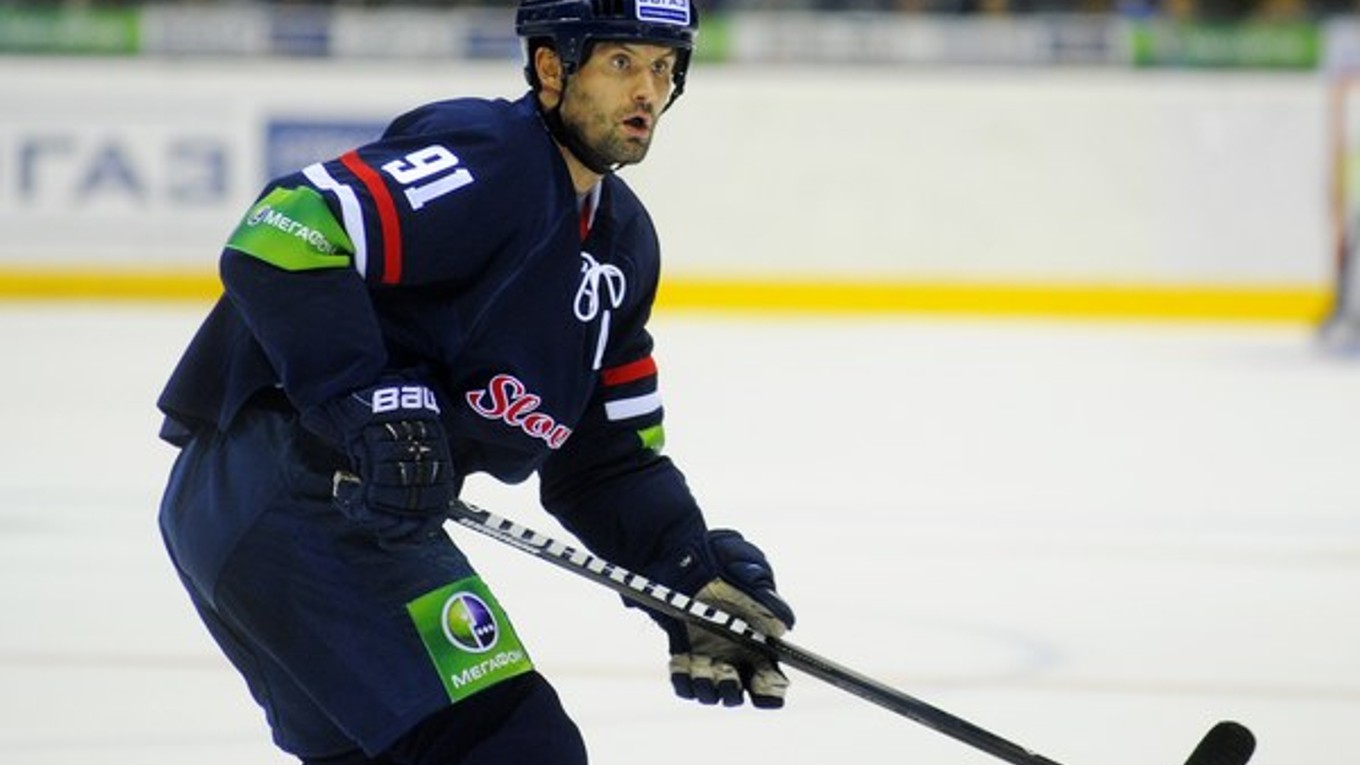 Ján Lipiansky hral za Slovan v Prahe ešte vo federálnej lige. A teraz znova na ľade KHL.