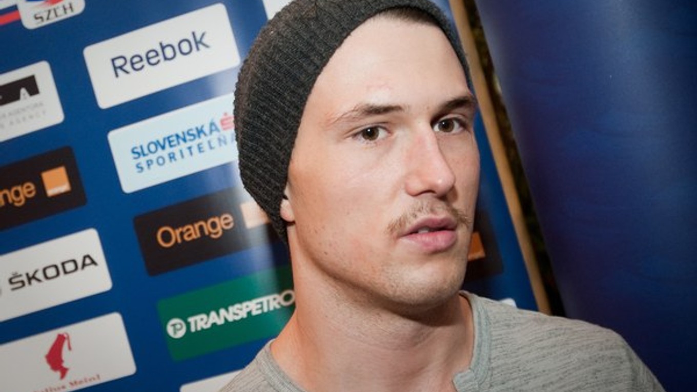 Jaroslav Janus sa zaradil v KHL k najlepším brankárom. Slovanu vychytal výhry aj nad Petrohradom, Omskom, Jaroslavľom či Levom Praha.