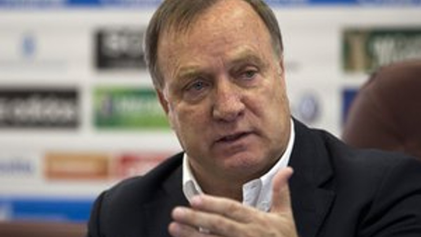 Tréner Advocaat.