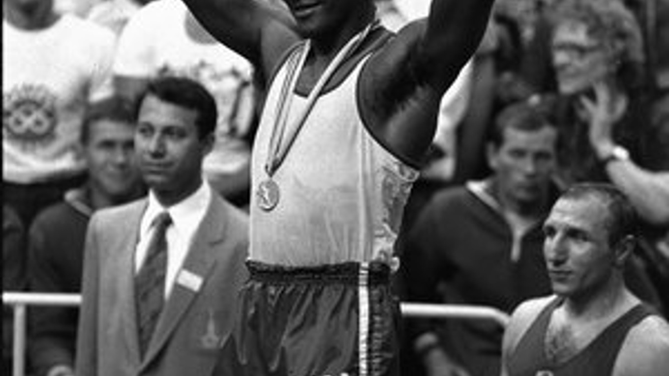 Teófilo Stevenson na Kube je symbolom na úrovni Che Guevaru či Castra.