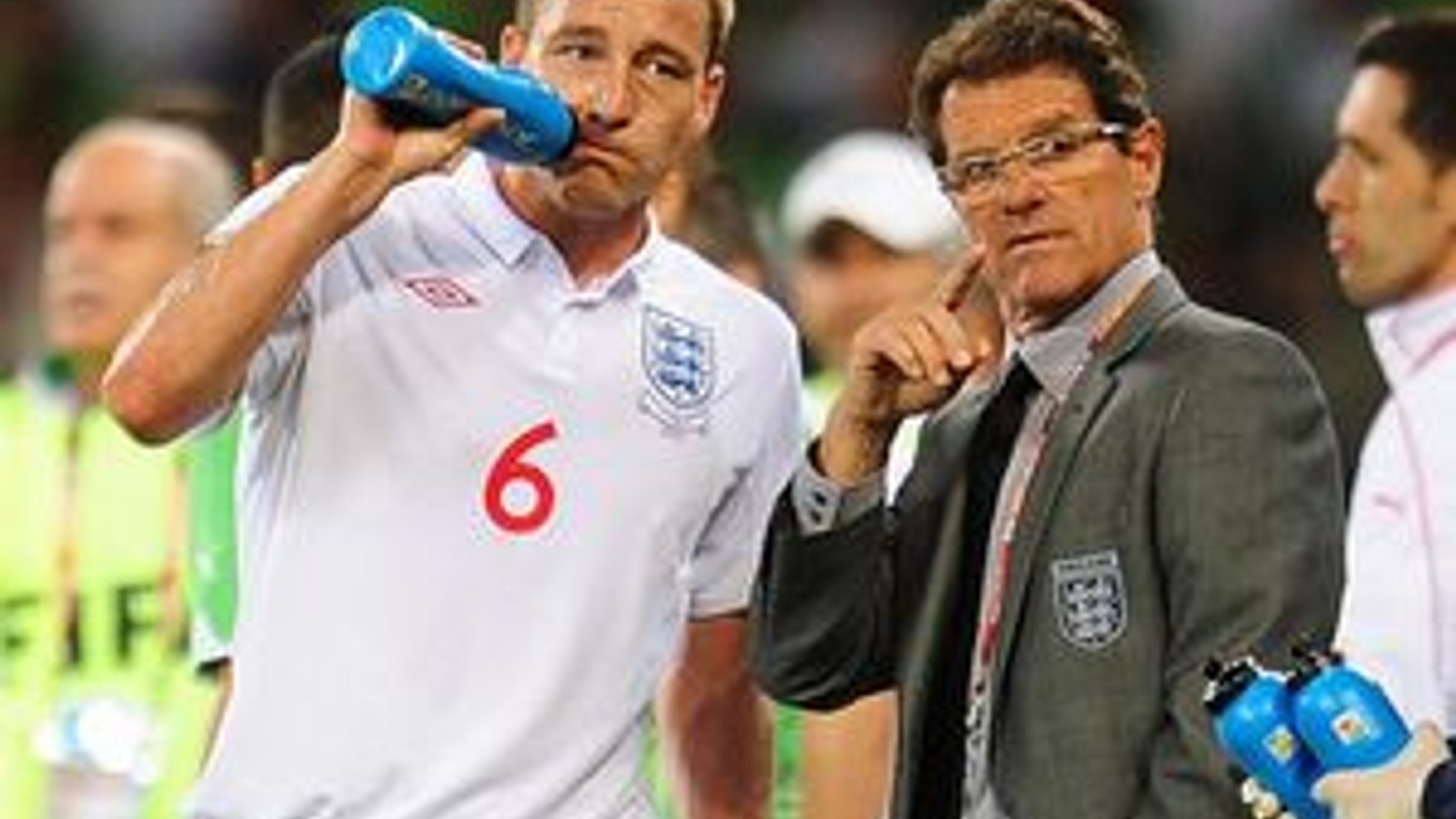 Bývalý tréner Capello a bývalý kapitán Terry.