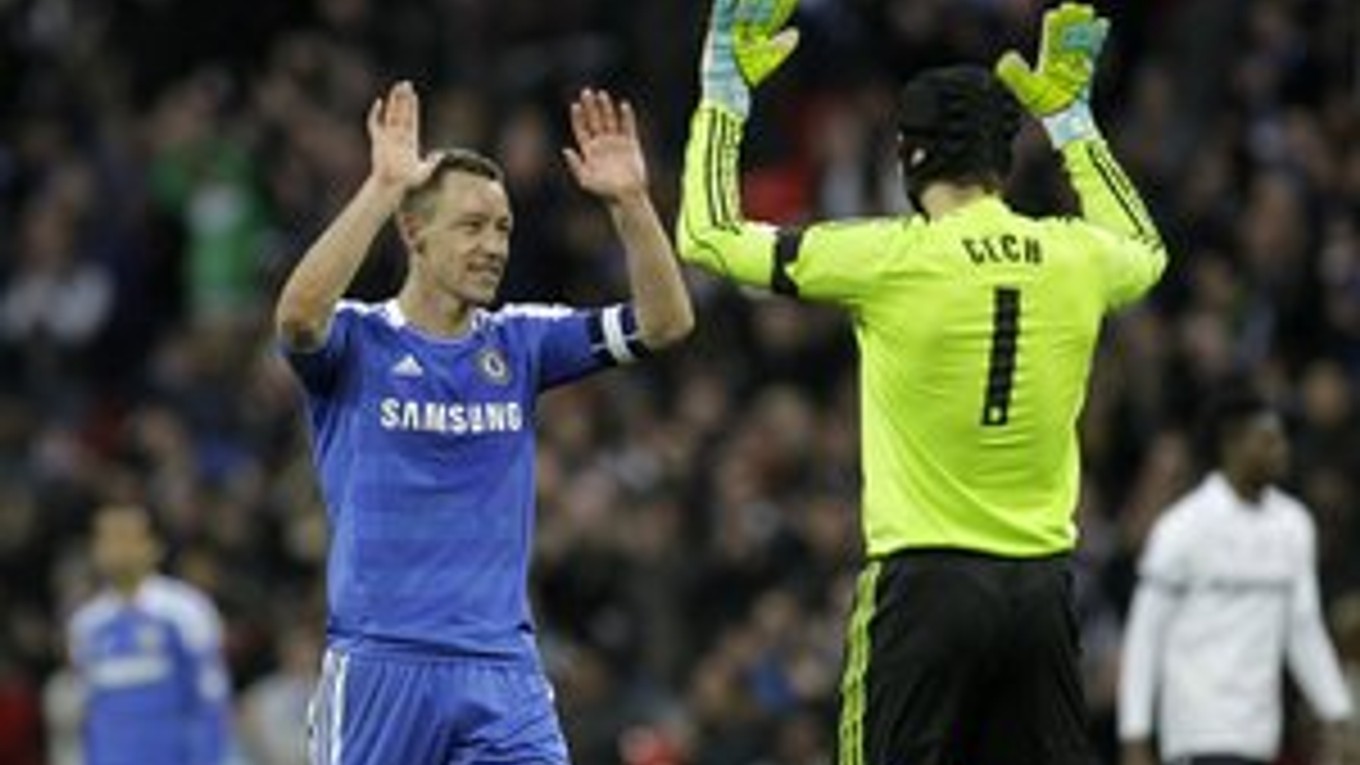 Petr Čech a John Terry.