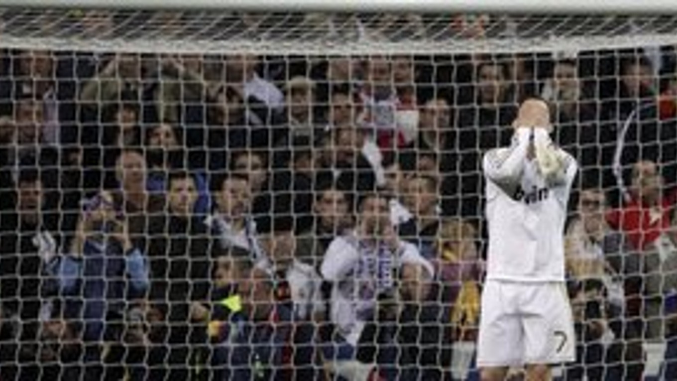 Cristiano Ronaldo po nepremenenej šanci v penaltovom rozstrele.