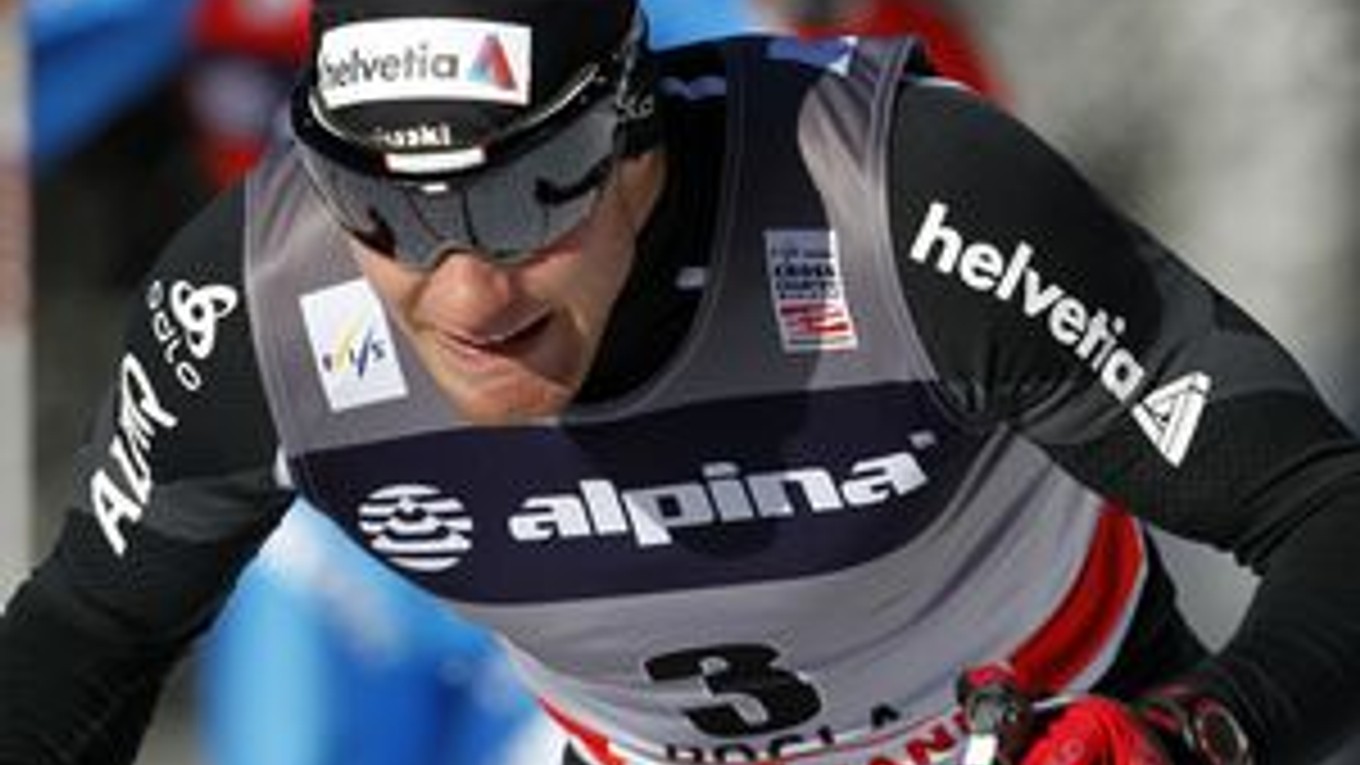 Prvenstvo na Tour de Ski obhajuje Dario Cologna.
