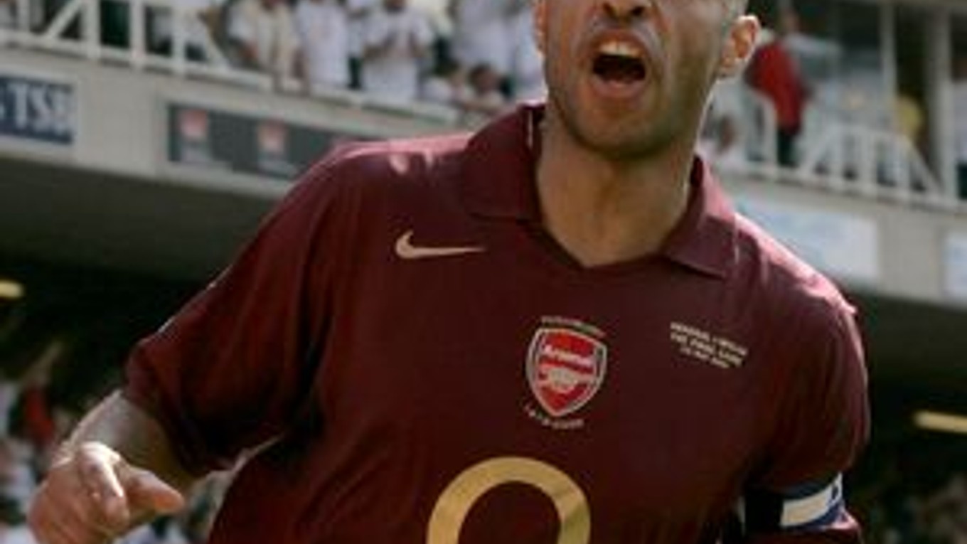 Thierry Henry v drese Arsenalu v roku 2007.