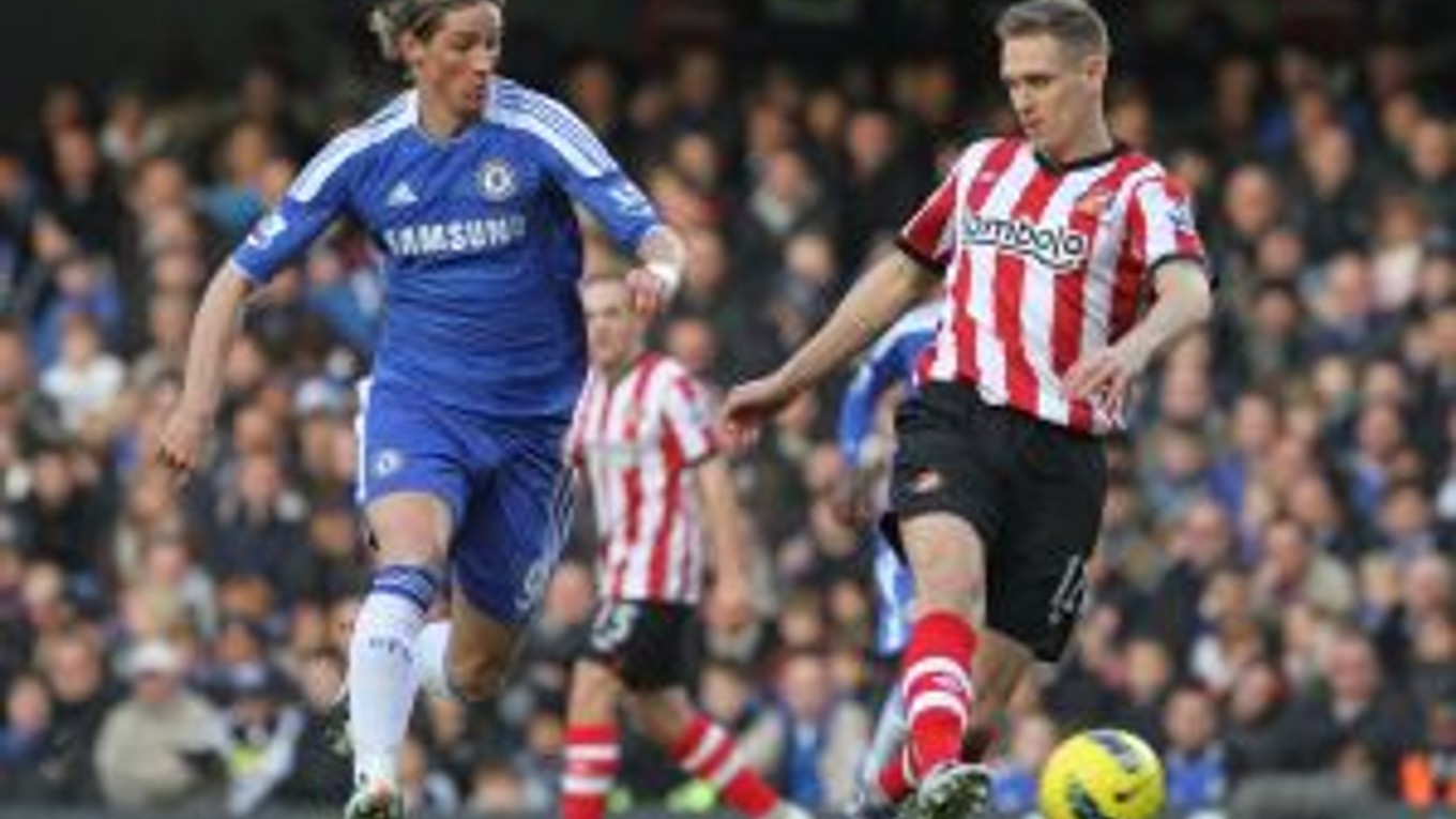 Fernando Torres (v modrom)