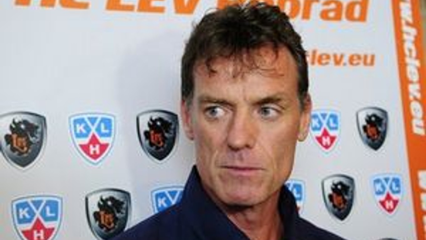 Tréner HC LEV Poprad Radim Rulík.