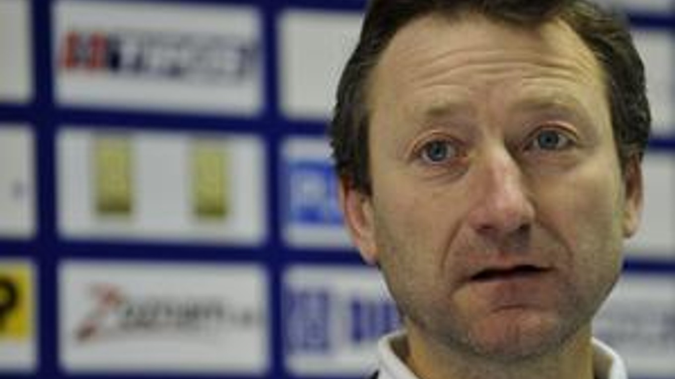 Kapitán Miloš Mečíř sa s tímom Slovenska snaží o návrat do 16–člennej svetovej skupiny Davisovho pohára.