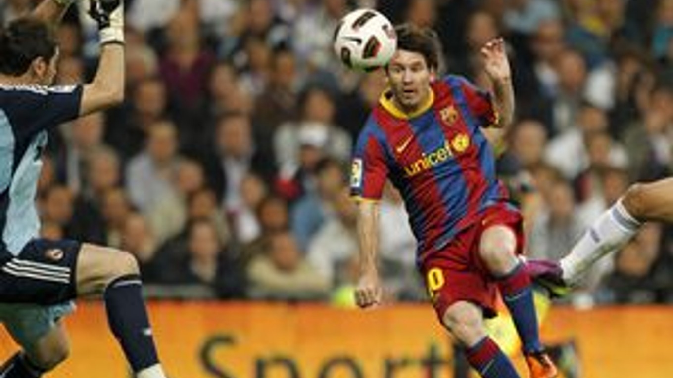 Lionel Messi verzus Iker Casillas.