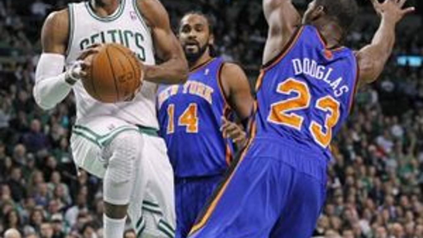 Hrdinom Bostonu v druhom zápase série s New Yorkom bol rozohrávač Rajon Rondo.