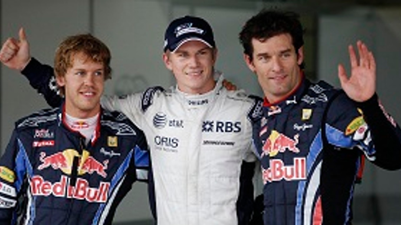 Víťaz kvalifikácie na Veľkú cenu Brazílie Nico Hülkenberg s pilotmi tímu Red Bull Sebastianom Vettelom a Markom Webberom.