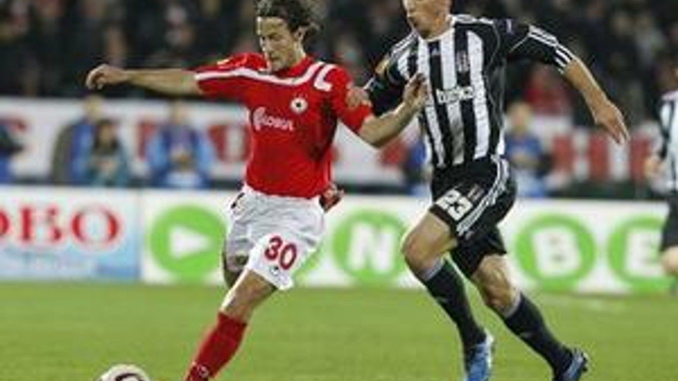 Filip Hološko (vpravo).