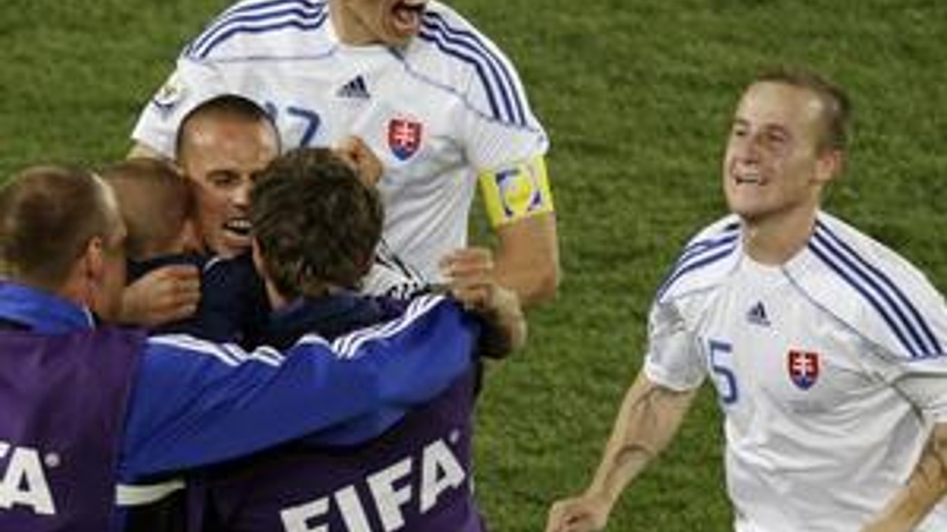 Miroslav Stoch (vpravo)