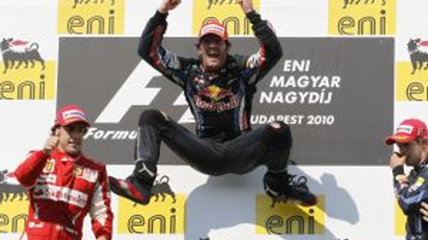 Austrálčan Mark Webber je po Veľkej cene Maďarska novým lídrom v poradí jazdcov F1.