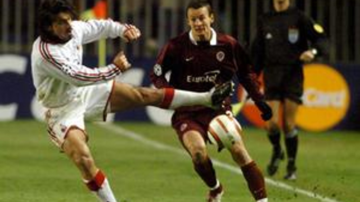 Vladimír Labant (vpravo) proti Gennarovi Gattusovi.