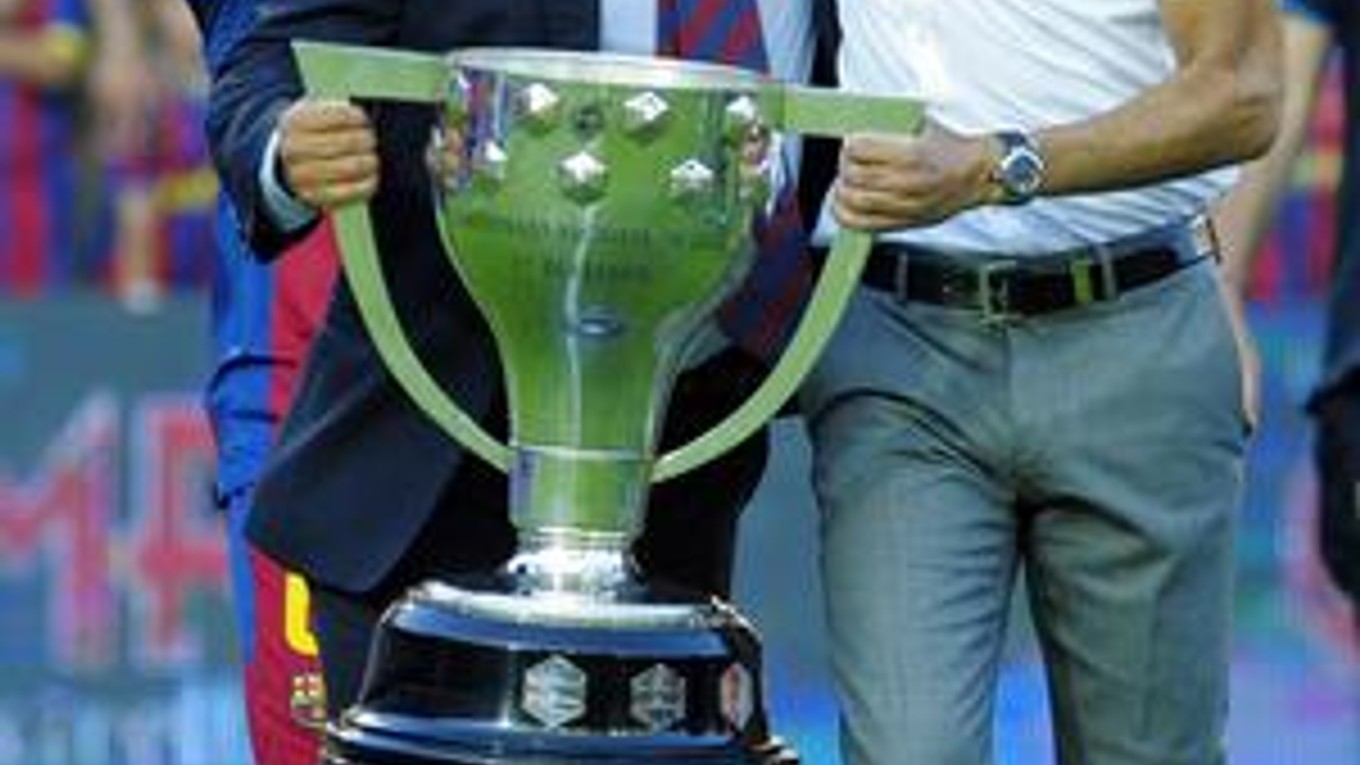 Joan Laporta a tréner FC Barcelona Pep Guardiola.