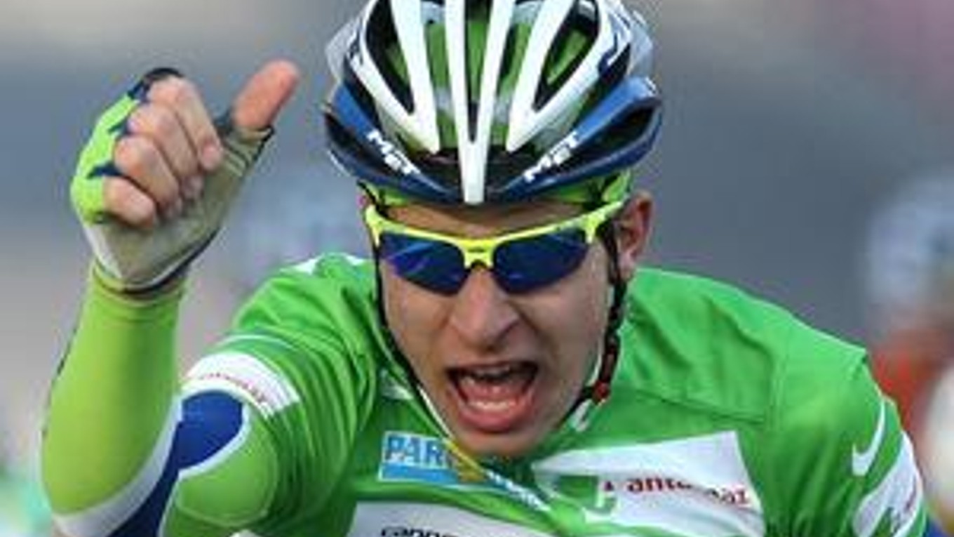 Slovák Peter Sagan víťazí v piatej etape cyklistických pretekov Paríž - Nice.
