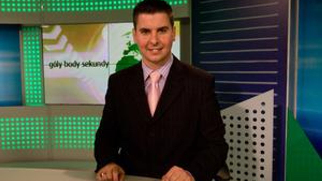 Ľuboš Hlavena zostane v Afrike do štvrťfinále futbalových majstrovstiev sveta.