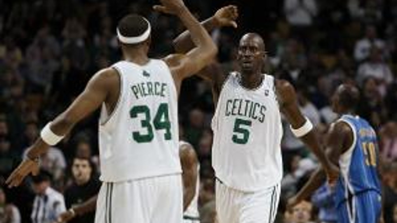Basketbalisti Bostonu Celtics vyhrali aj tretí zápas v sezóne.