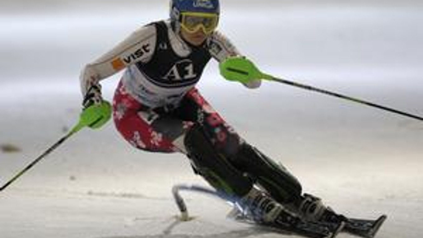 Veronika Zuzulová v slalome v Amnévillle.