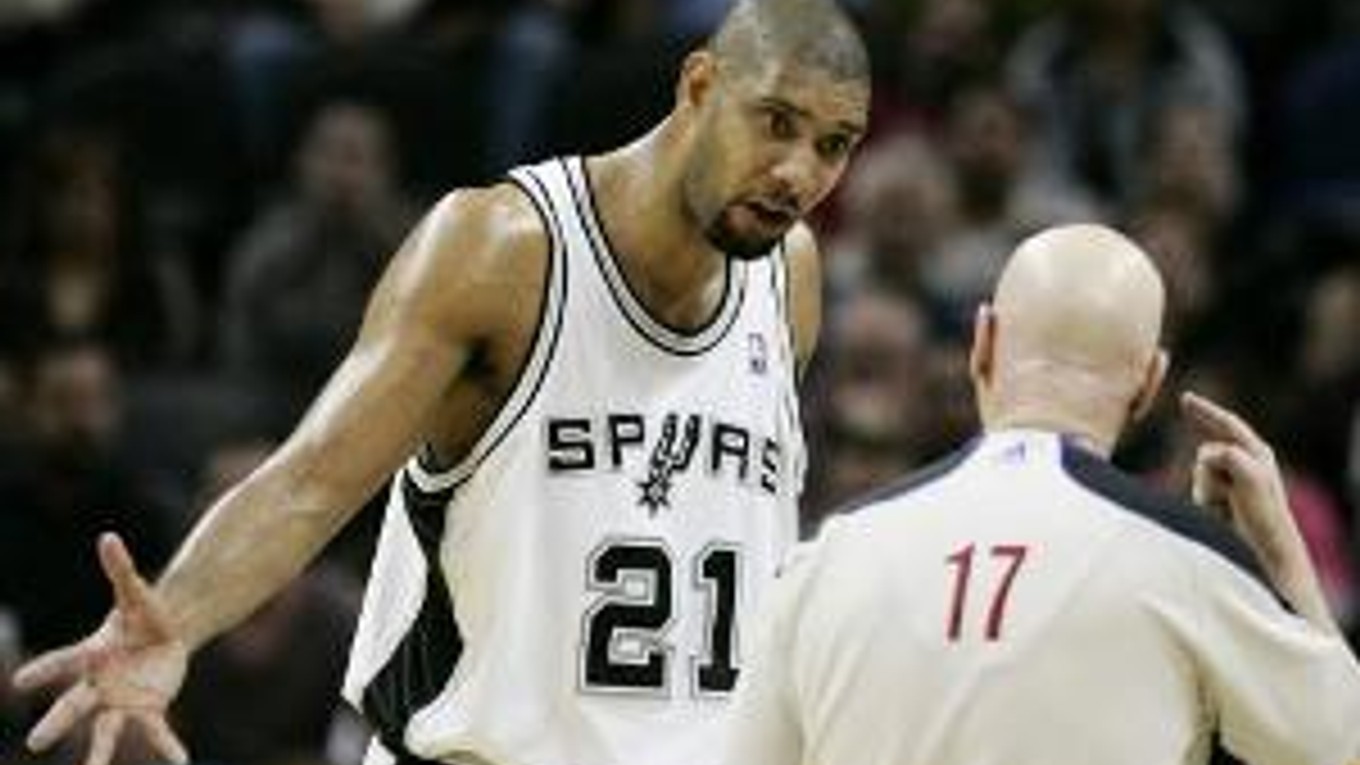 Tim Duncan sám na Utah nestačil.