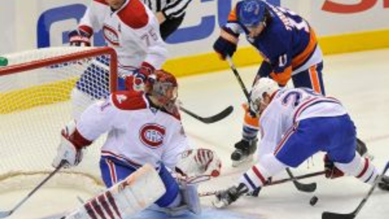 Brankár Jaroslav Halák držal Montreal výborným výkonom.