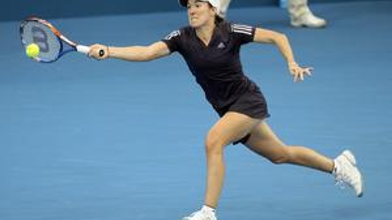 Belgičanka Justine Heninová si vo finále zahrá proti známej súperke.