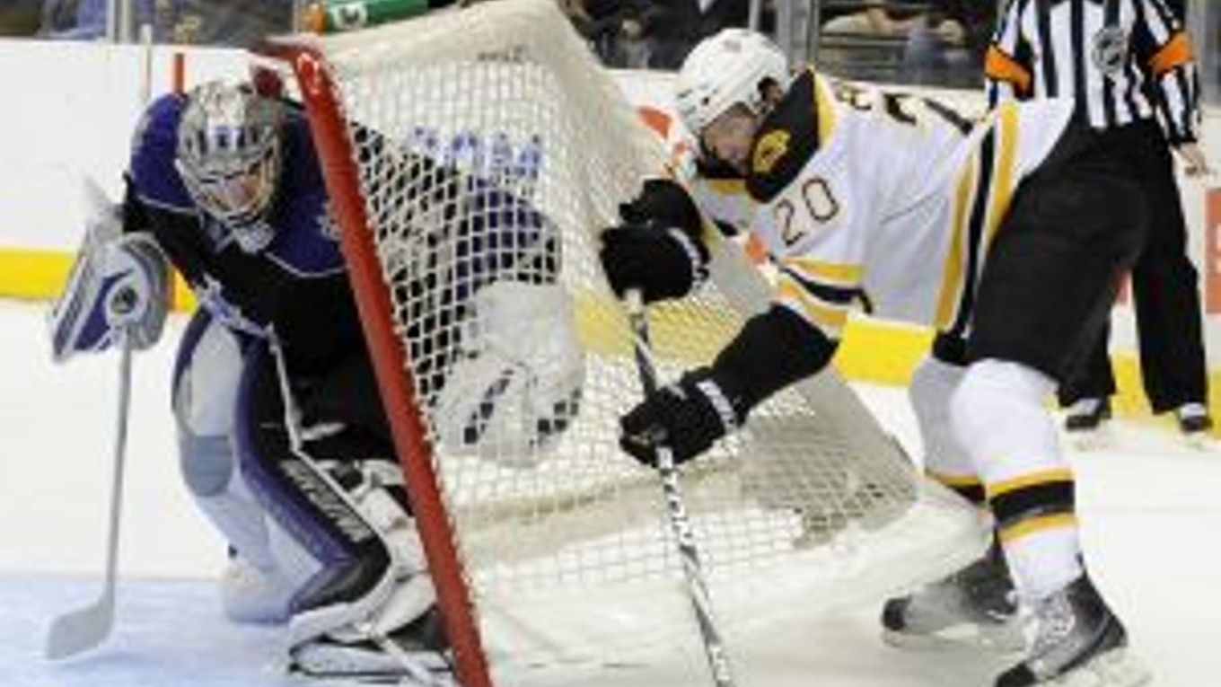 Kings porazili na domácom ľade Bruins.