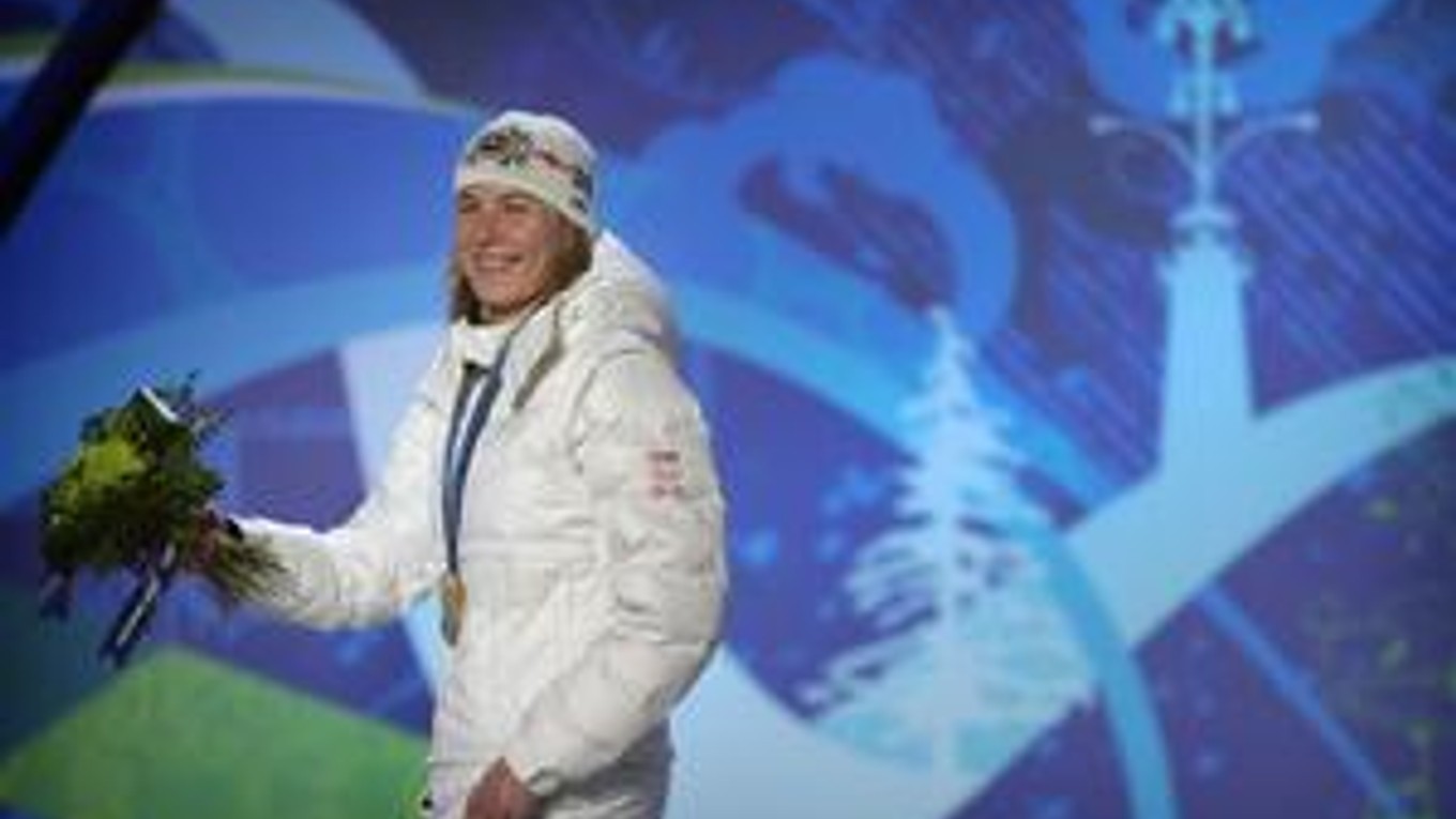 Slovenská biatlonistka Anastasia Kuzminová počas slávnostného ceremoniálu.