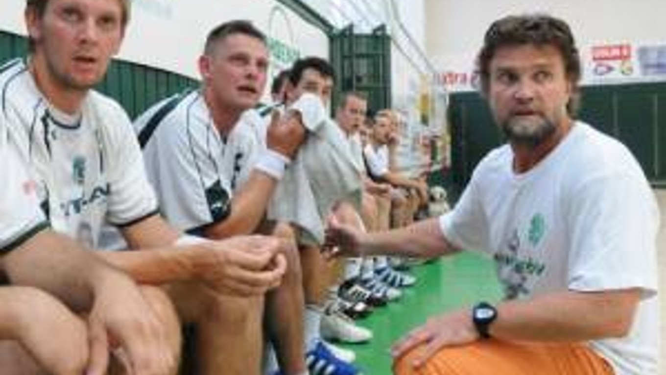 Prešovskí hádzanári obhájili bez problémov víťazstvo v českej extralige.
