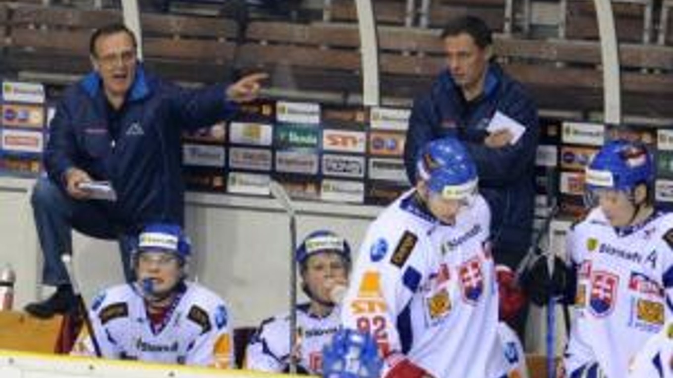 Slovenskí fanúšikovia veria, že Ján Filc so svojim tímom napraví minuloročnú blamáž zo šampionátu v Kanade.