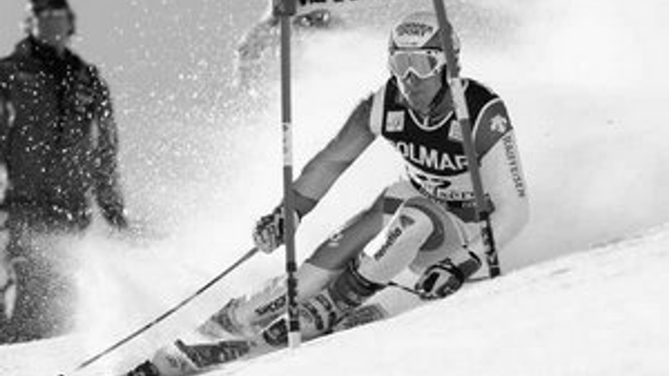 Švajčiar Carlo Janka vyhral sobotňajší obrovský slalom vo Val d' Isere.