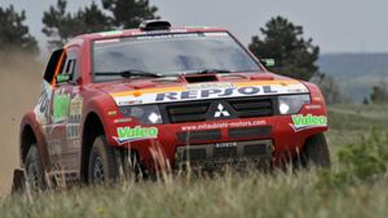 Organizátori Rely Dakar sa rozhodli presunúť etapové preteky z Afriky do Južnej Ameriky.