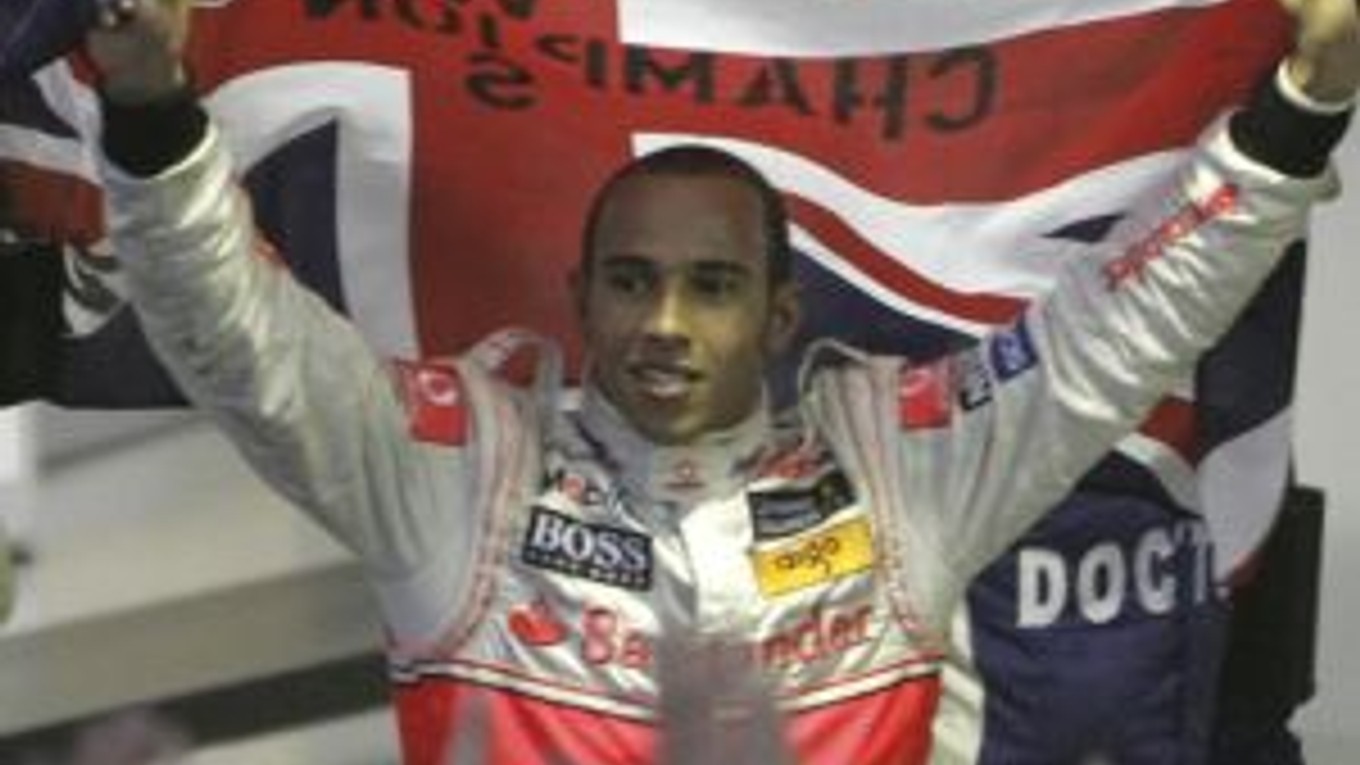 Posleným majstrom sveta je Lewis Hamilton.