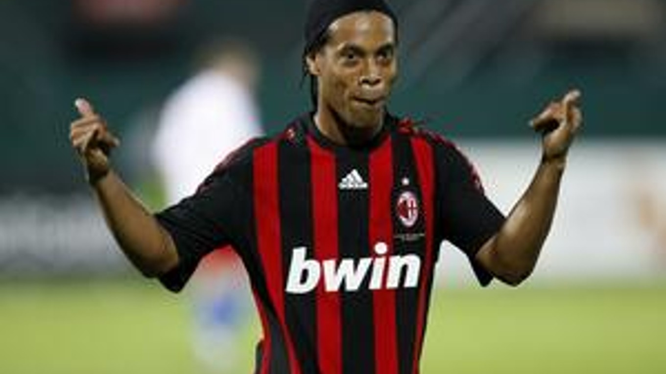 Ronaldinho sa vracia do brazílskej reprezentácie.