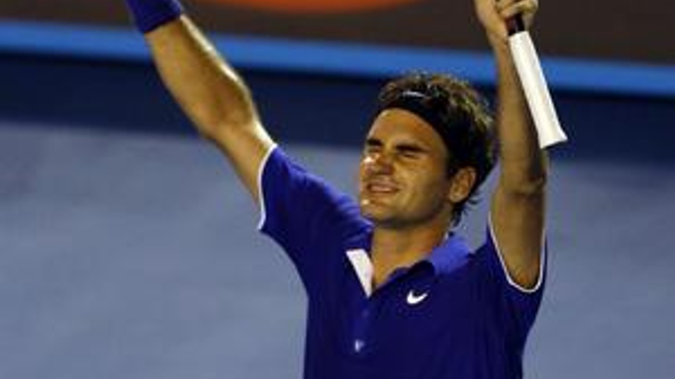 Roger Federer sa prebojoval do finále Australian Open.