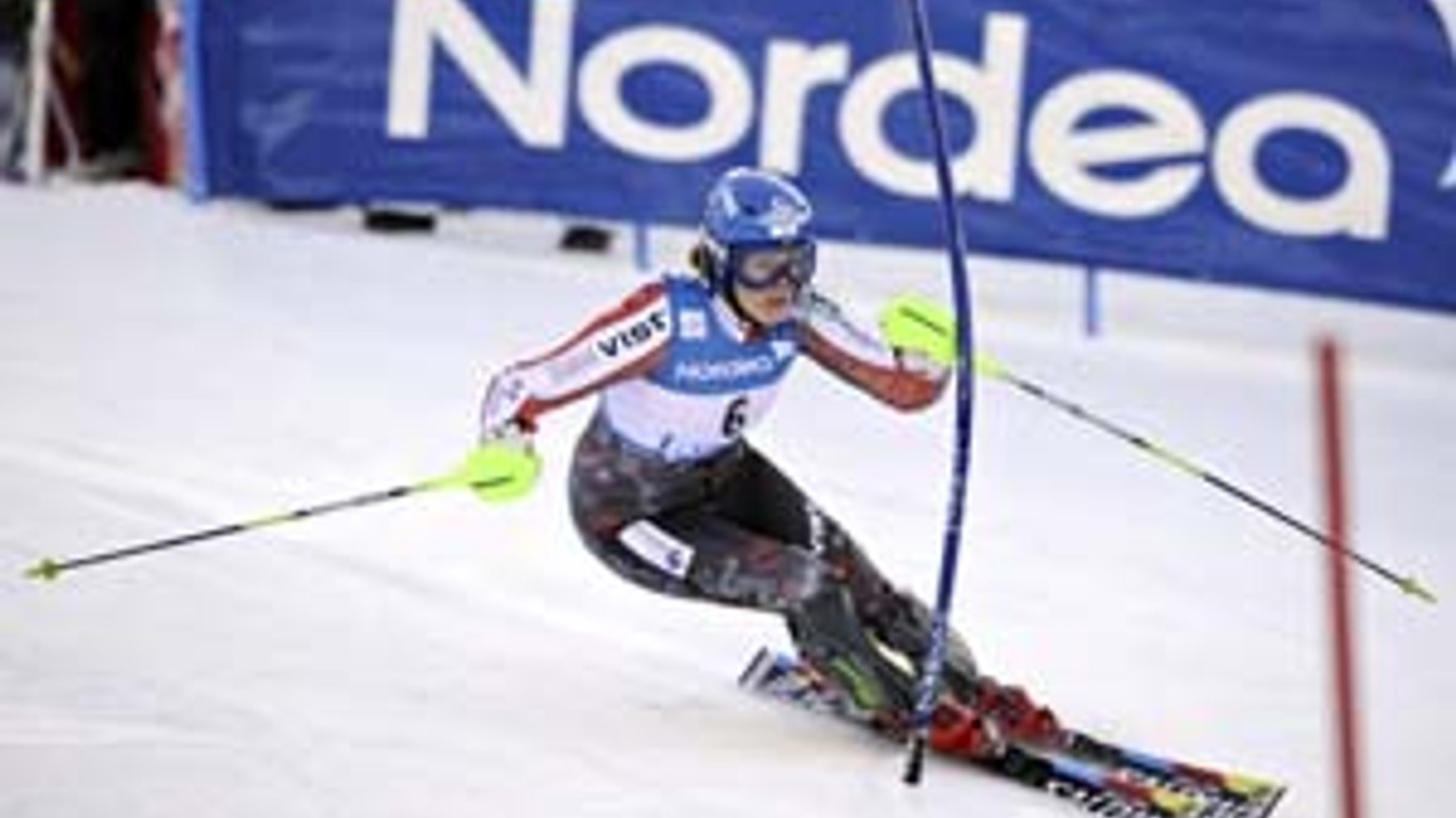 Veronika Zuzulová pred týždňom v slalome svetového pohára vo fínskom Levi netušila, že sa do cieľa na výsledné piate miesto rúti so zlomeným rebrom.