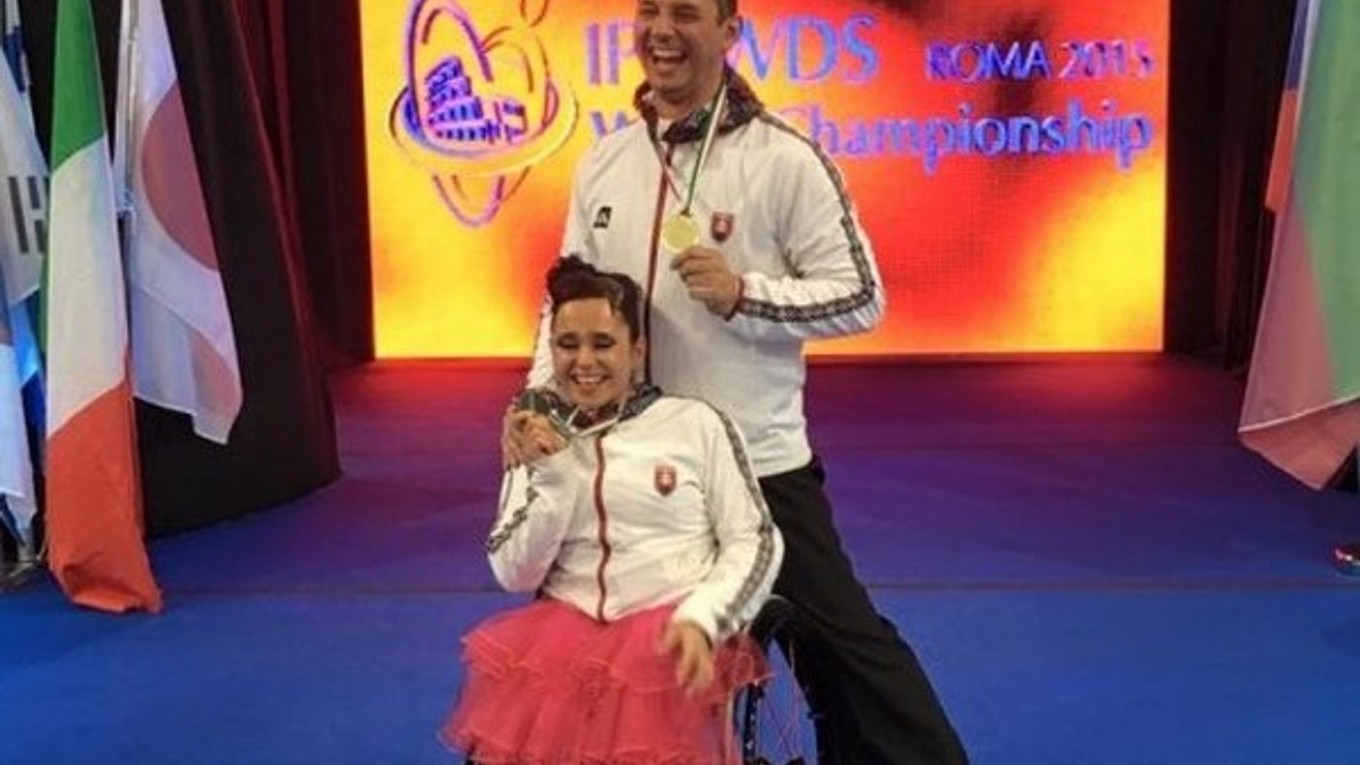 Majstri sveta. P. Vidašič a H. Kašická vybojovali v Ríme dve zlaté a jednu striebornú medailu v konkurencii 150 účastníkov.