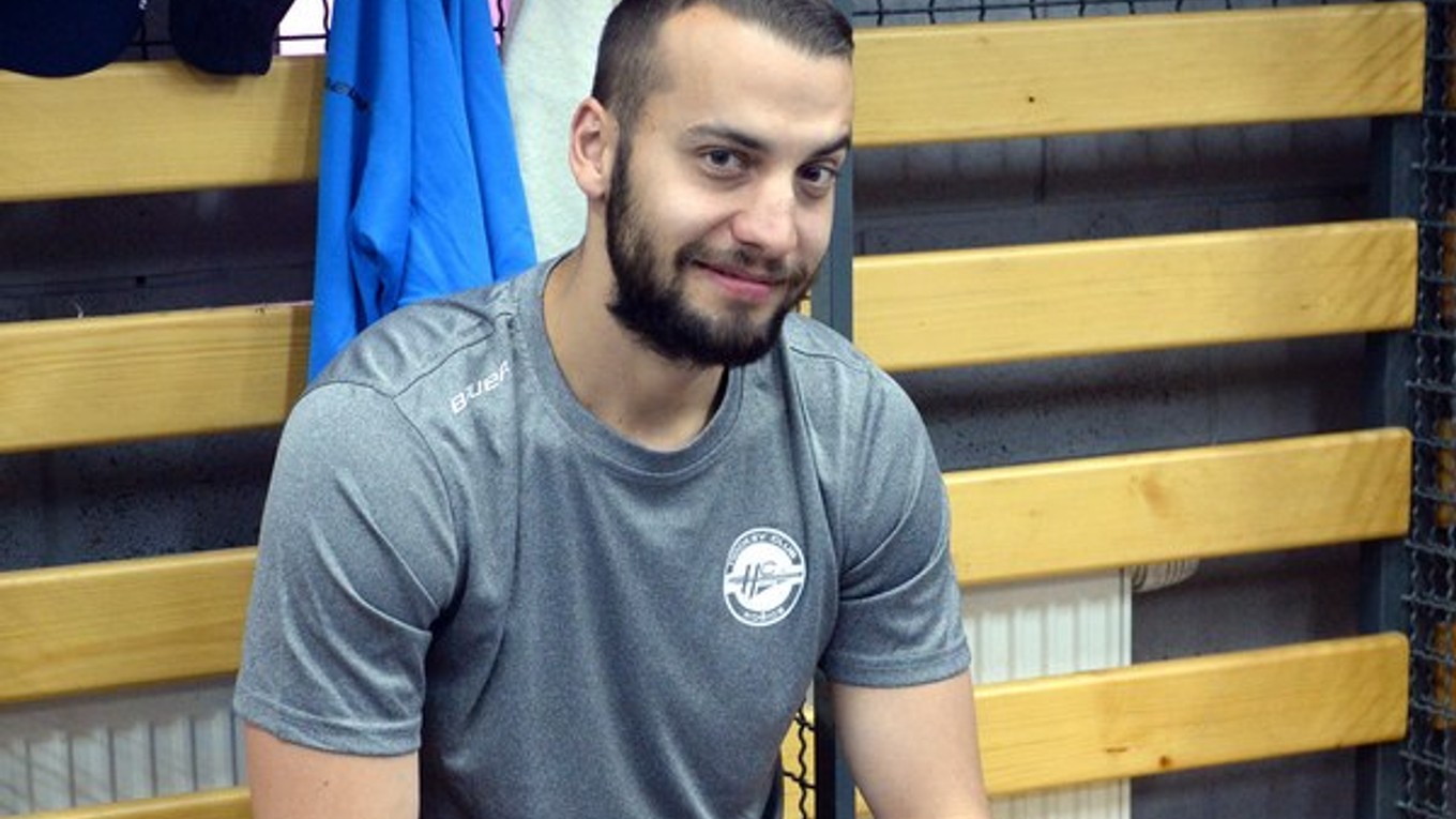 Lukáš Matejka. Nová posila košickej obrany už má svoje miesto v kabíne.