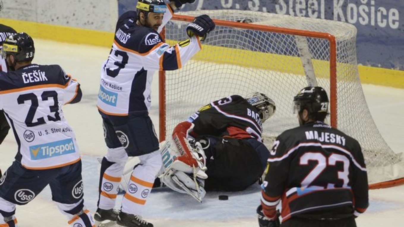 Semifinálová bitka. V prvom i druhom stretnutí sa Košice presadili len raz.