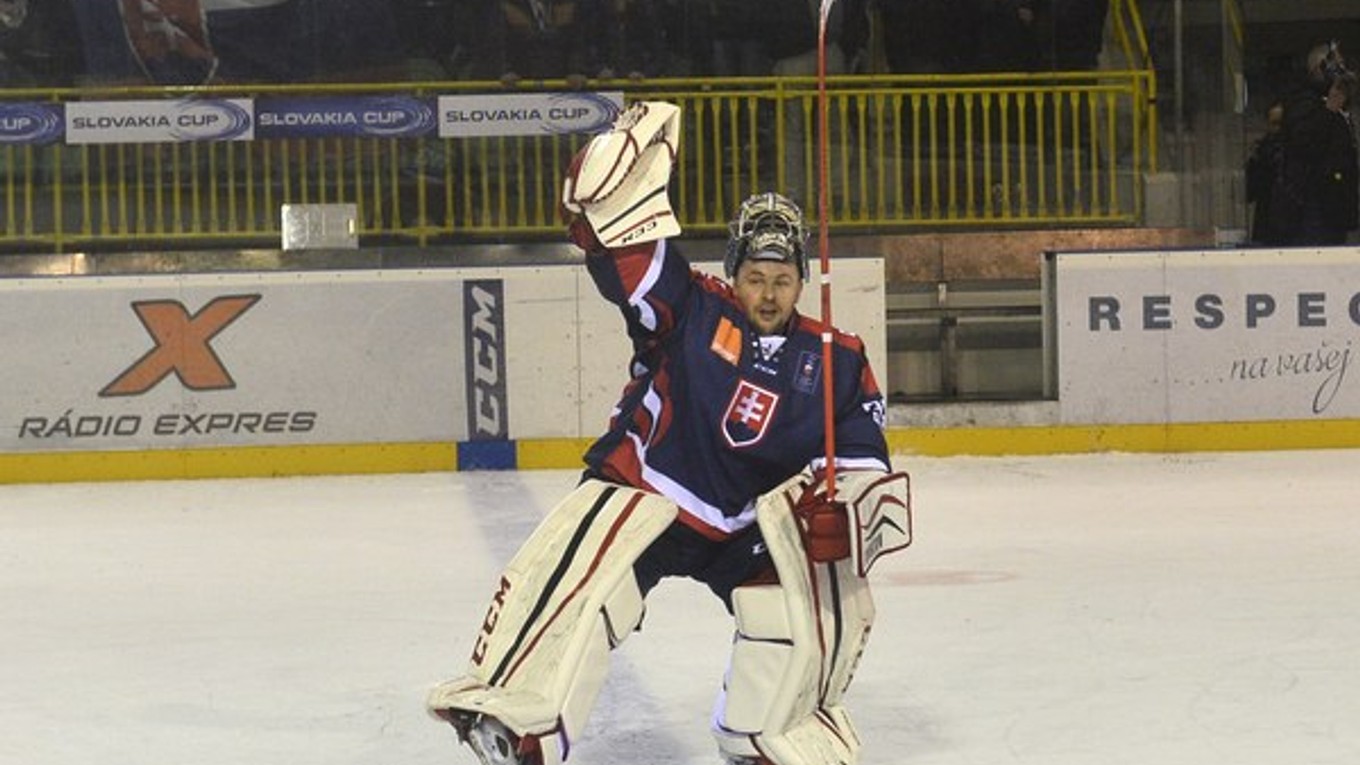 Július Hudáček. Zatancuje takto svoje dcérke?