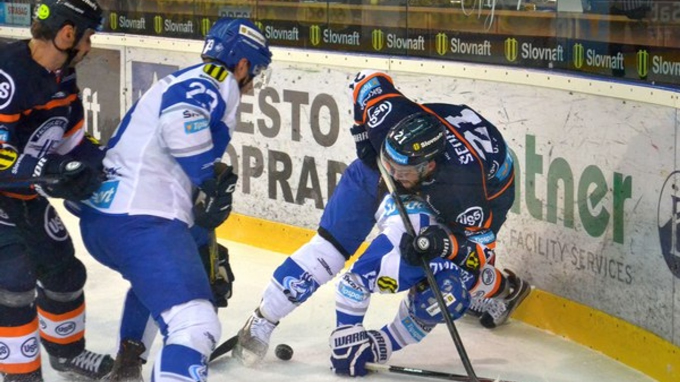 Nič si nedarovali. Tvrdý súboj domáceho Paločka a hosťujúceho Šedivého.