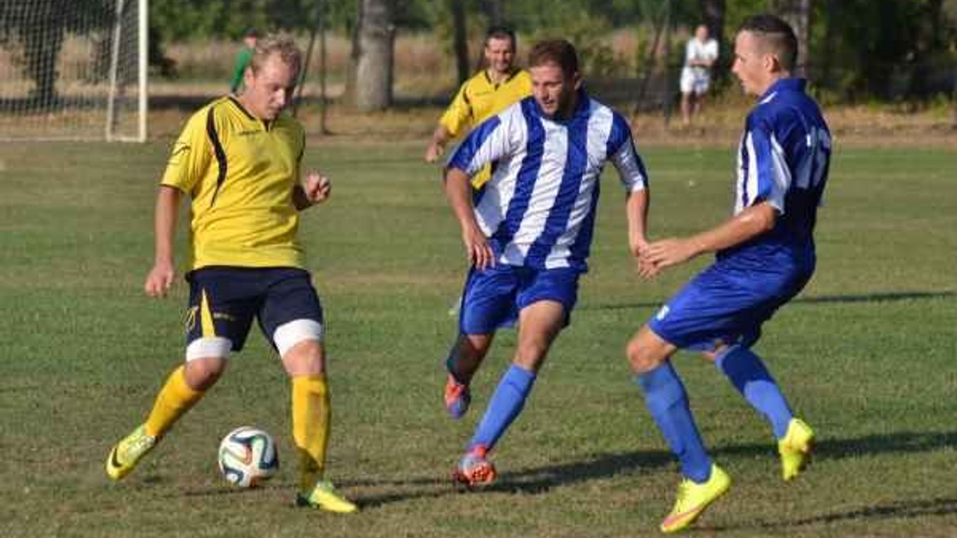 Močarany pripravili Lastomíru prvú prehru. Hostia stratili prvé body, domáci ešte nedostali gól.
